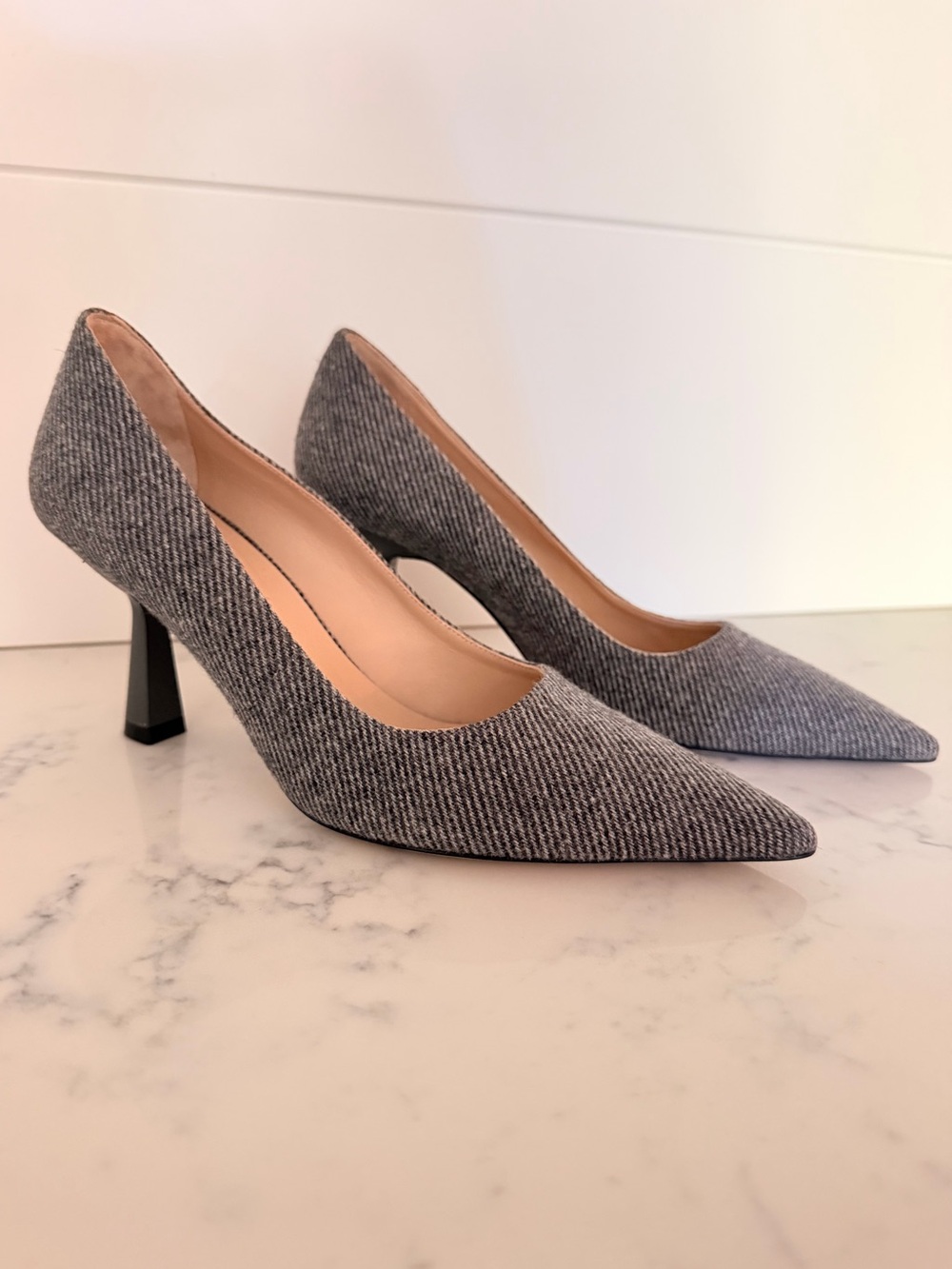 STUART WEITZMAN Chic Gray Tweed Short Heel Shoes Sz 9 B NEW $525!!